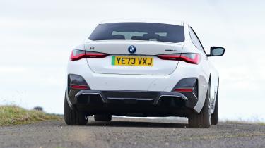 BMW i4 - rear action