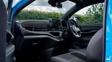 Abarth 500e Convertible - cabin