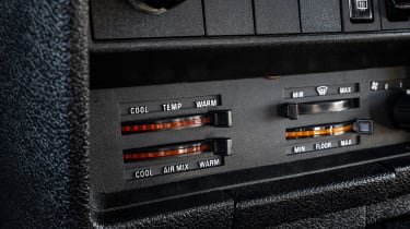 Volvo 240 - heating