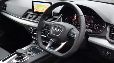 Audi Q5 PHEV long-termer - first report dash