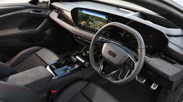 Audi S6 Avant e-tron - interior 