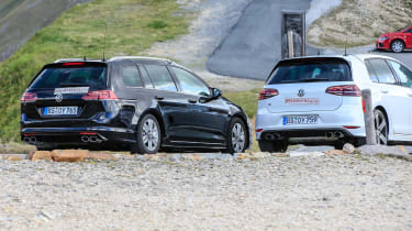 Volkswagen Golf R Estate facelift spied - 13