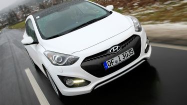 Hyundai i30 3dr front action