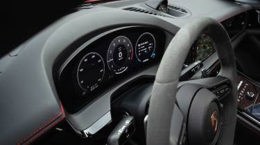 Porsche Panamera GTS - dials