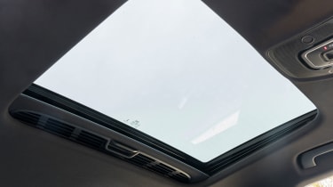 Audi A4 S Line - sunroof