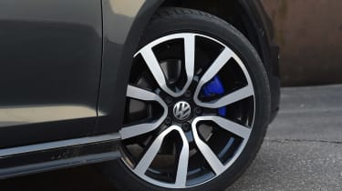 VW Golf GTE - wheel