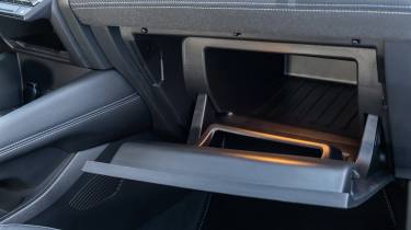 Renault Captur facelift - glove box