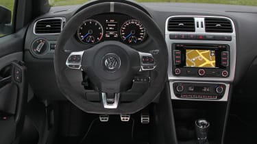 VW Polo WRC - Blick in den Innenraum des Volkswagen Polo R WRC - Volkswagen  Polo R WRC - Wunschautos
