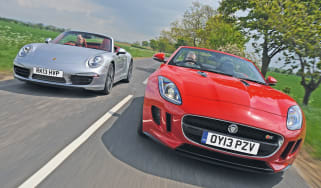 Jaguar F-Type vs Porsche 911 Cabriolet