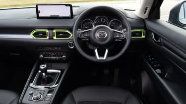 Mazda CX-5 - dashboard