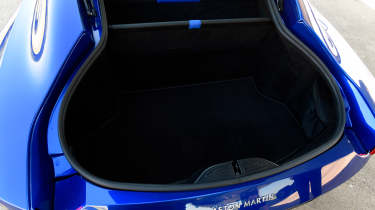 Aston Martin Vantage Mk2 - boot