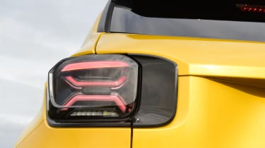 Jeep Avenger - tail light