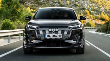 Audi SQ6 e-tron - full front