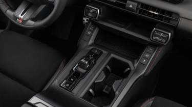 Toyota RAV4 - centre console