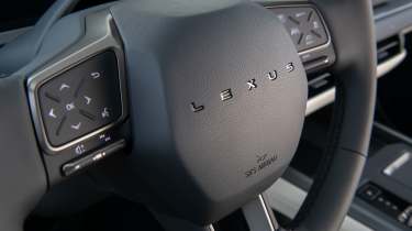 Lexus ES - steering wheel