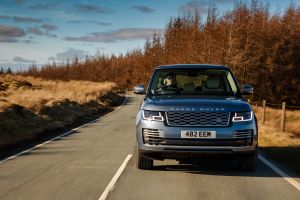 Range Rover review - tracking