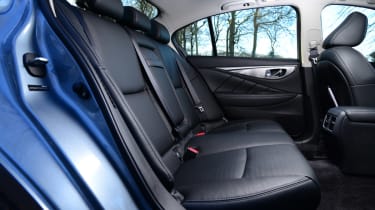 Infiniti Q50 Hybrid rear seats