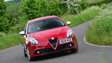 Alfa Romeo Giulietta Review Auto Express