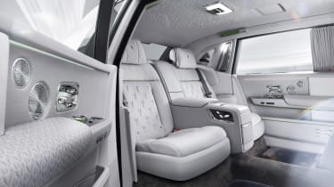 Rolls-Royce Phantom - rear seats 2