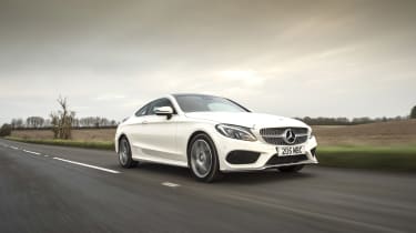 Mercedes C-Class Coupe - front panning