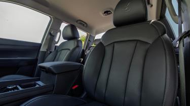 KGM Musso Rhino - front seats