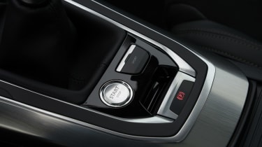 Peugeot 308 SW estate buttons