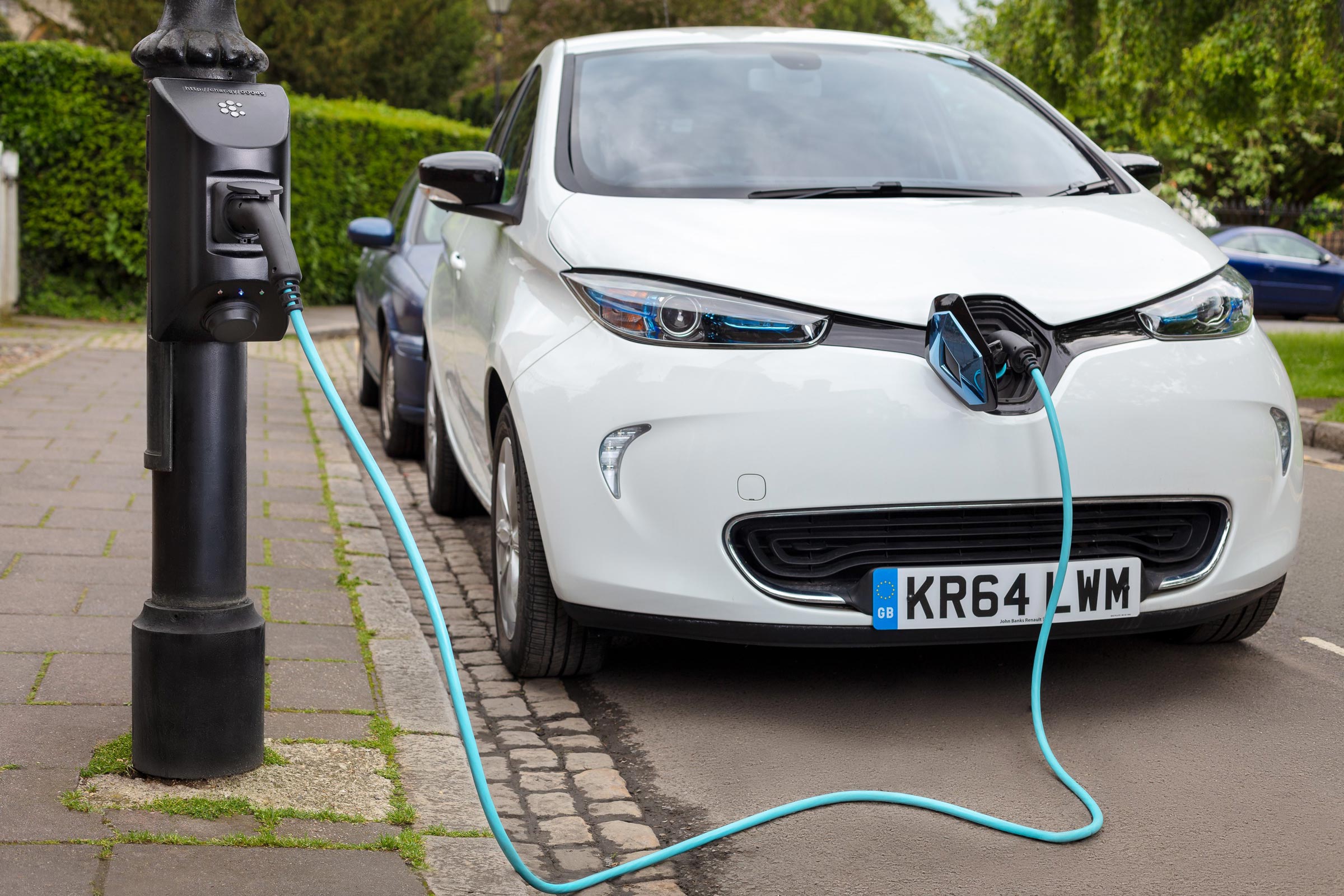EV charging lamp posts installed lamp column charging