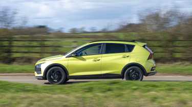 Hyundai Bayon - side