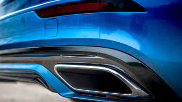 Volvo V60 T8 Twin Engine - exhaust