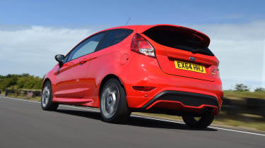 Ford Fiesta ST - rear tracking