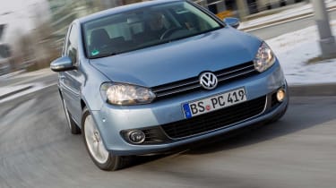 VW Golf Plug-in Hybrid front cornering