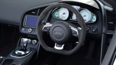 Audi R8 GT Spyder dash