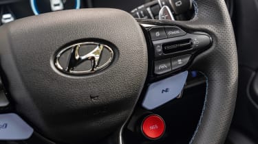 Hyundai Kona N - steering wheel
