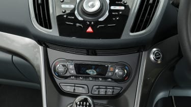 Ford Grand C-MAX centre console