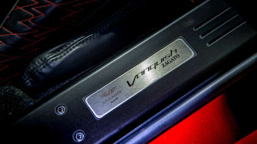 Aston Martin Vanquish Zagato - sill