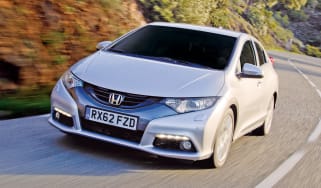 Honda Civic 1.6 i-DTEC front tracking