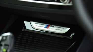 BMW X3 M40i - M badge