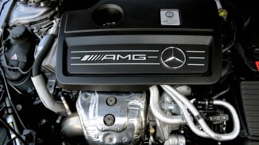 Mercedes CLA 45 AMG engine