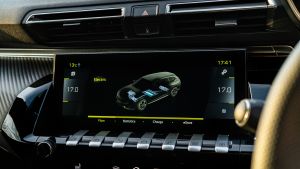 Peugeot 508 Sport Engineered - infotainment