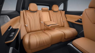 Xpeng G9 - rear seats