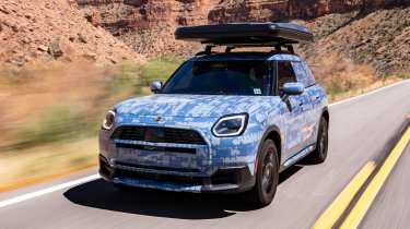 MINI Countryman Edition testing 6
