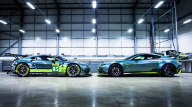 Aston Martin Vantage GT8 - twin side
