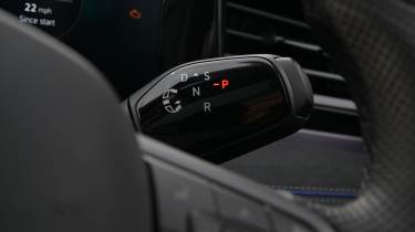 New Volkswagen Passat Estate - gear selector 