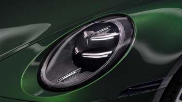 Porsche 911 GT3 Touring - front light