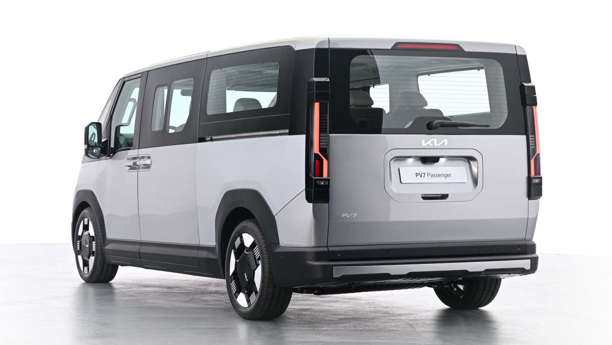 Kia PV7 Passenger studio rear three quarter view