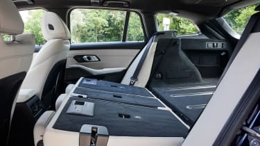 BMW 3 Series Touring - rear seats folded down