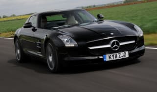 Mercedes SLS AMG front tracking