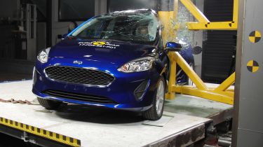 Ford Fiesta crash test 2017