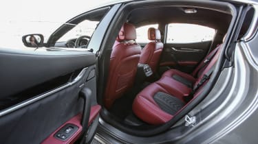 Maserati Ghibli 2016 rear seats