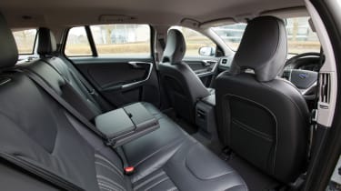 Volvo V60 Plug-in Hybrid rear seats